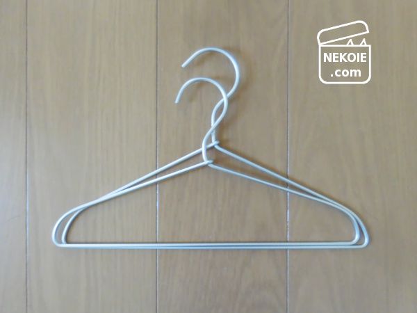 無印良品*アルミハンガーの、仕様変更。│ネコハウス
